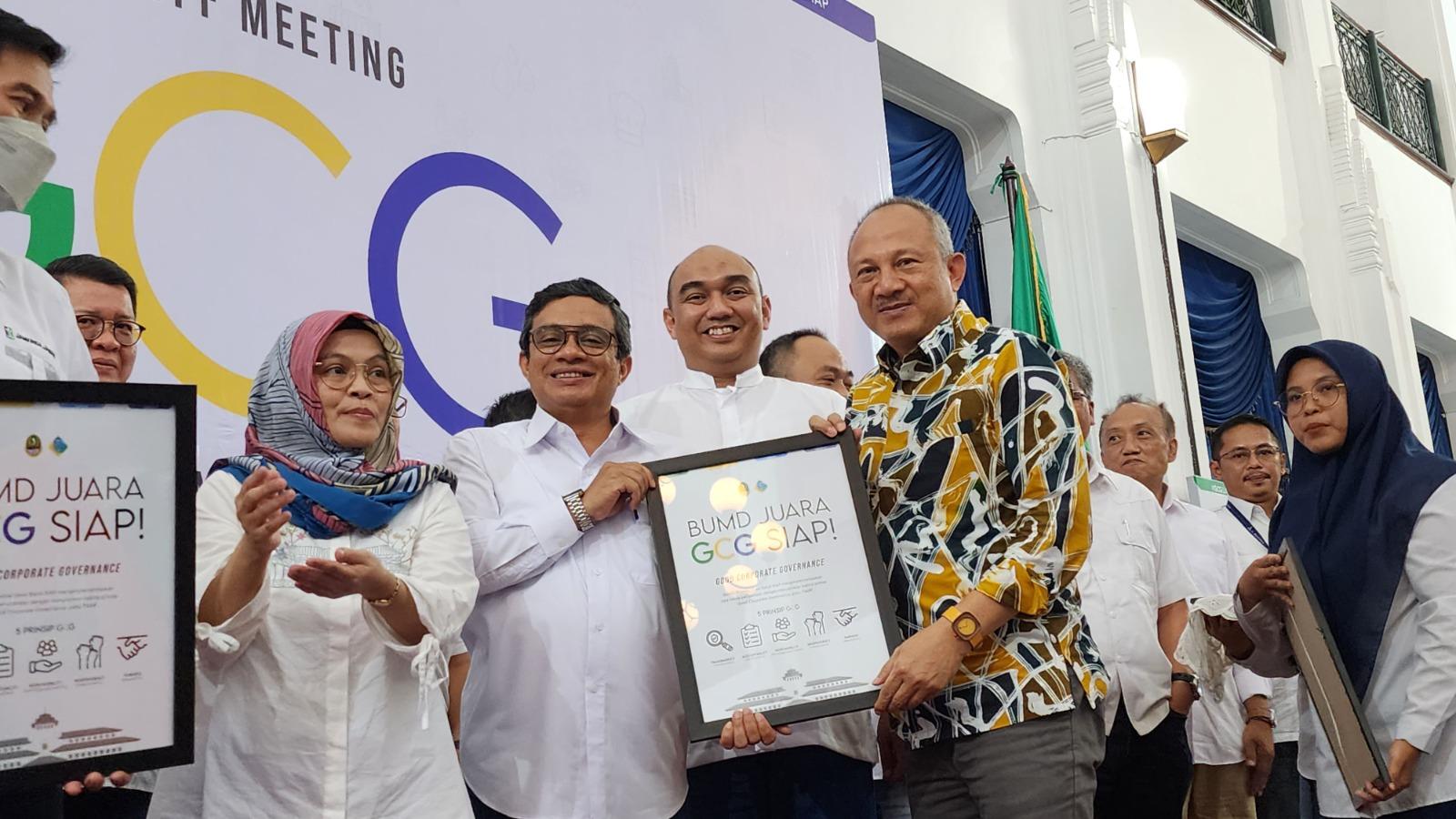 Kick-off-Meeting-serta-komitmen-bersama-penerapan-Good-Coorporate-Governance.jpg
