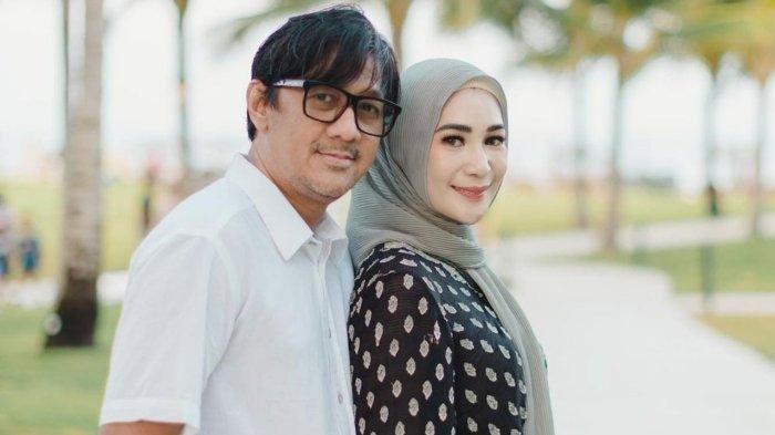 Kisah-Cinta-Andre-Taulany-dengan-sang-istri-Rien-Wartia-Trigina.jpg