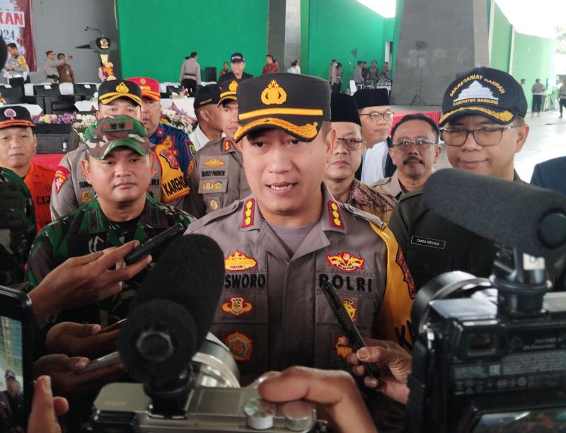Kombes-Pol-Kusworo-Wibowo-lebaran-2024.jpg