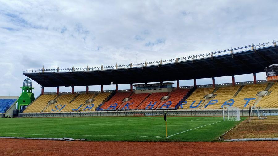 PERSIB Terima Keputusan Laga Pindah ke SJH Tanpa Penonton, Umuh:Memaksa Datang Berarti Bukan Bobotoh