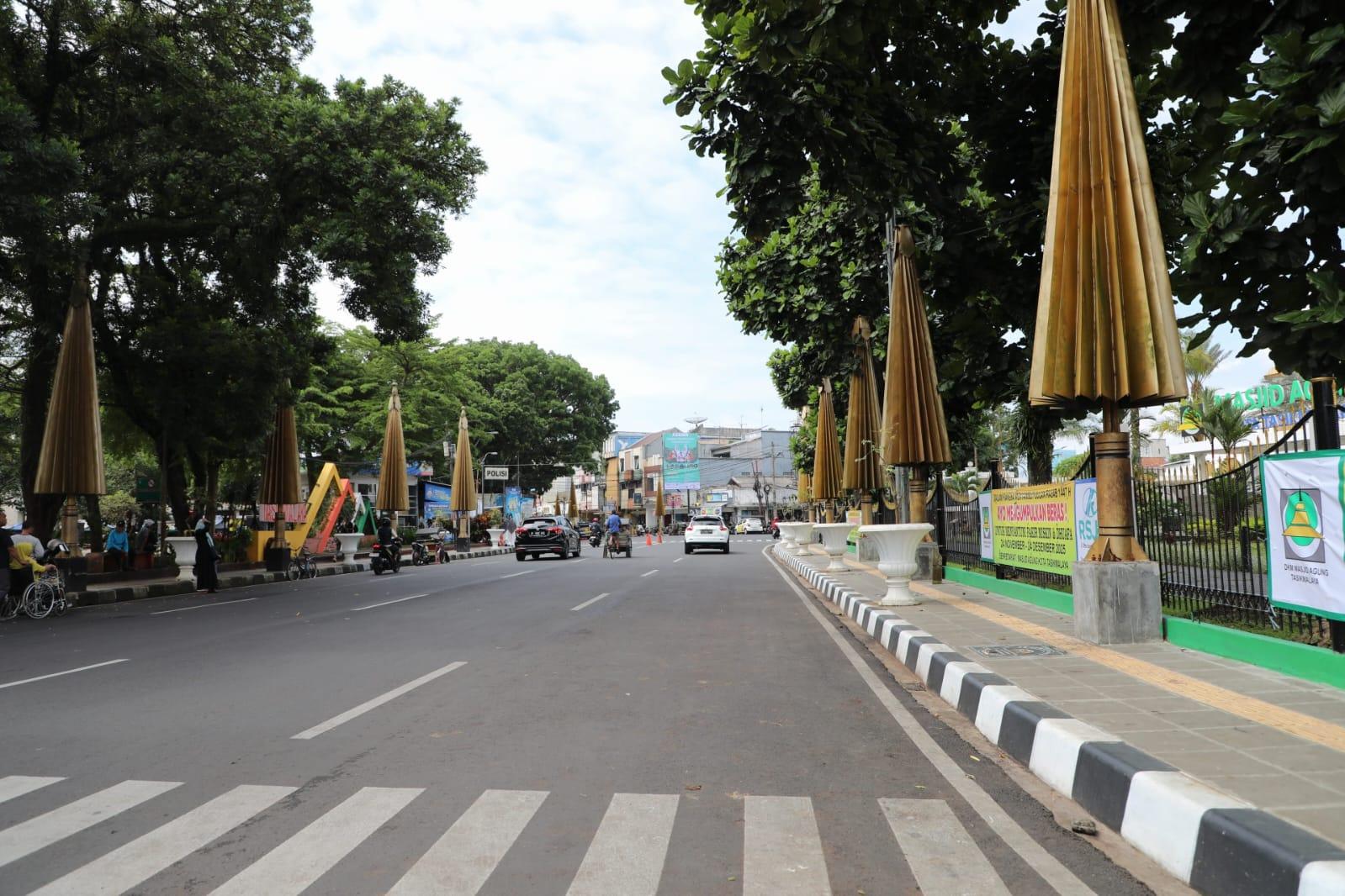 Kondisi-terkini-sekitar-Masjid-Agung-setelah-PK.jpg