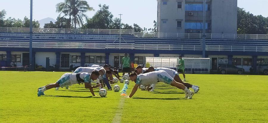 Daftar 22 Pemain Persib Bandung yang Dibawa untuk Lawan PSM, Ada Pemain yang Nyaris Tersingkir