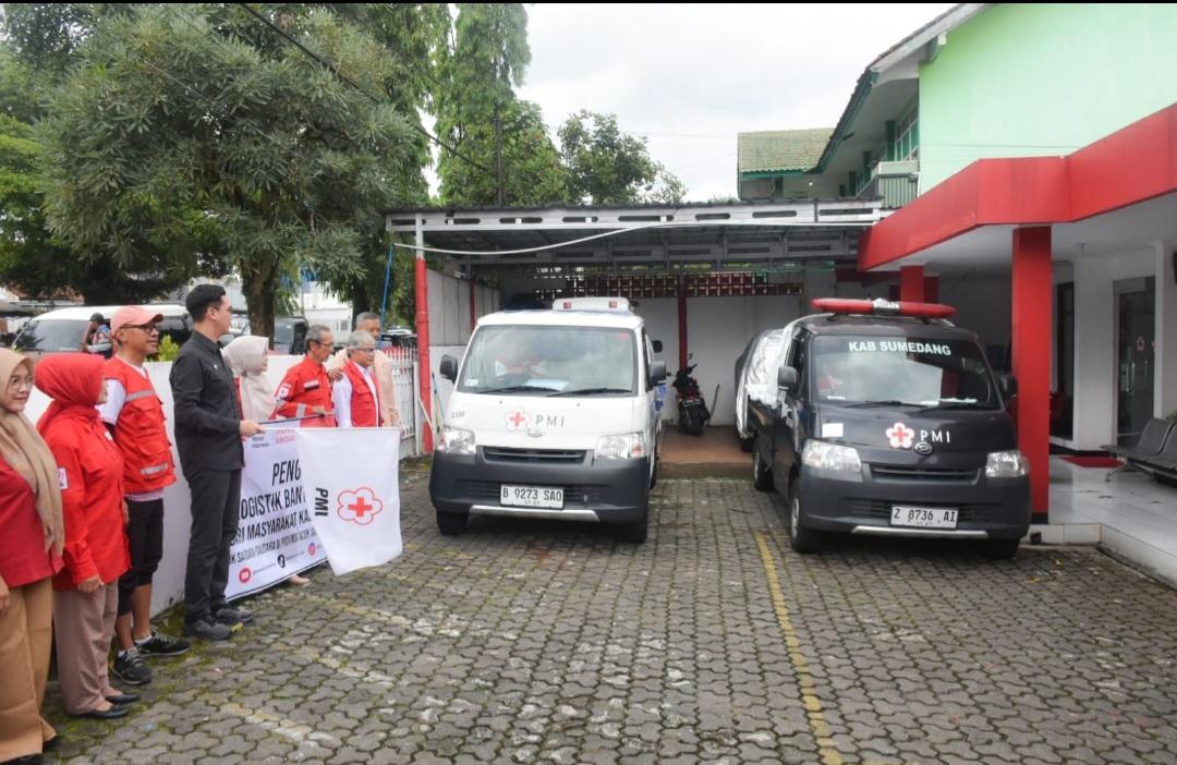 Donasi Warga Sumedang Diberangkatkan untuk Korban Bencana di  Sumatera