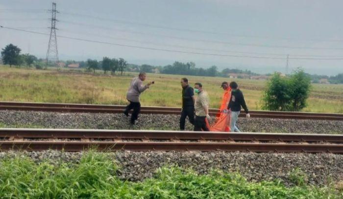 Pria Lampung Meninggal Tertabrak Kereta di Cirebon, Semula Berstatus Mr X