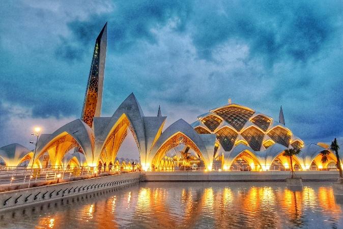 Masjid-Al-Jabbar-di-Kota-Bandung.jpg