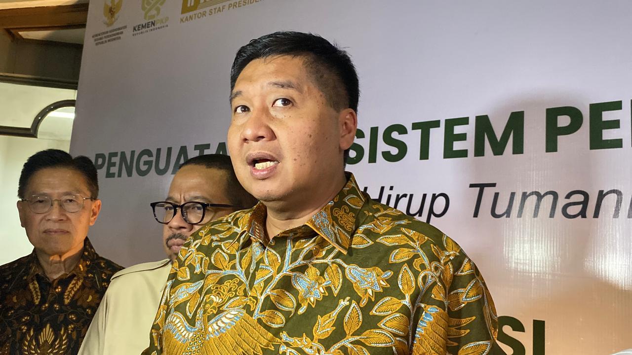 Menteri-Perumahan-dan-Pemukiman-Indonesia-Maruarar-Sirait-rumah-subsisdi.jpg