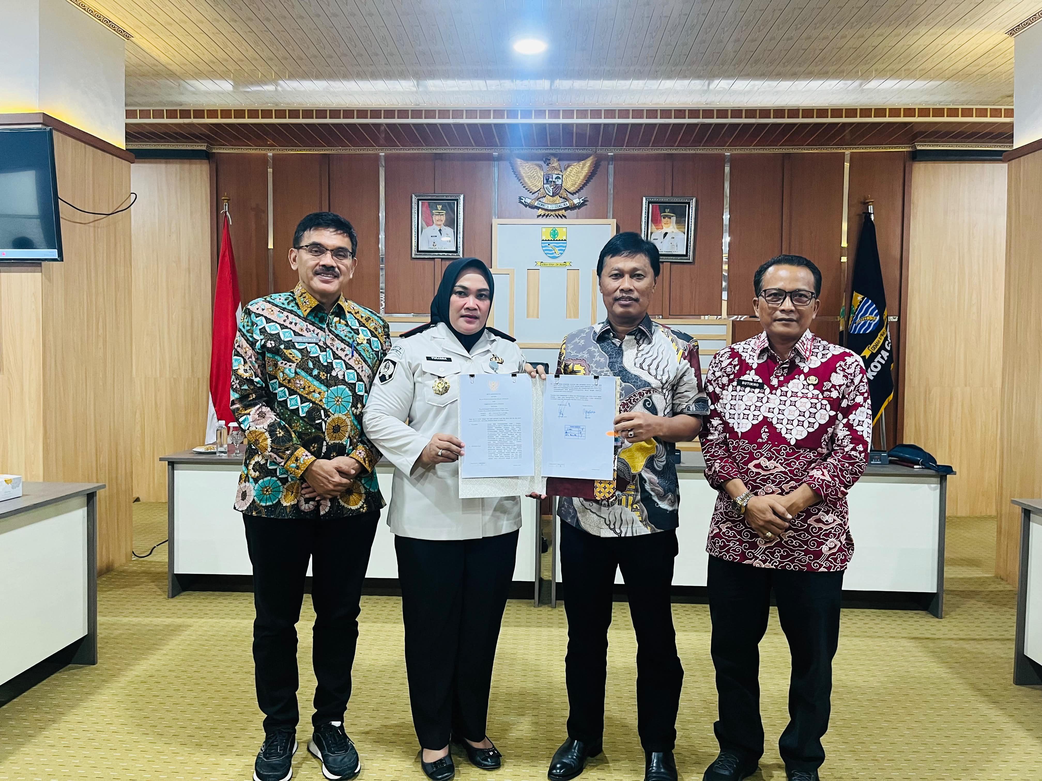 MoU-Pemkot-Cirebon-dan-Balai-Pemasyarakatan-Bapas-Kelas-I-Cirebon.jpg