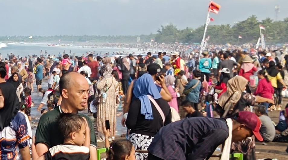 Momentum-libur-Peringatan-Wafat-Isa-Al-Masih-yang-Pangandaran.jpg