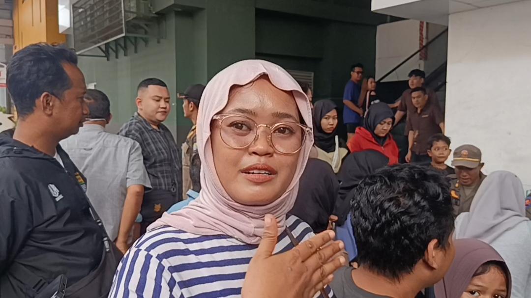 Puluhan Motor yang Parkir Liar di Depan CSB Mall Cirebon Berakhir Digembok