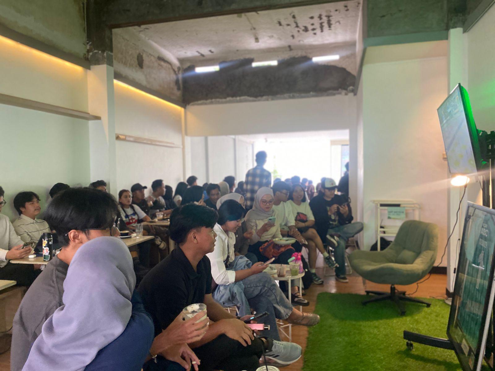Nonton-Bersama-Persib-Bandung-vs-Persija-Jakarta-di-Kofu-Caffe-1.jpg