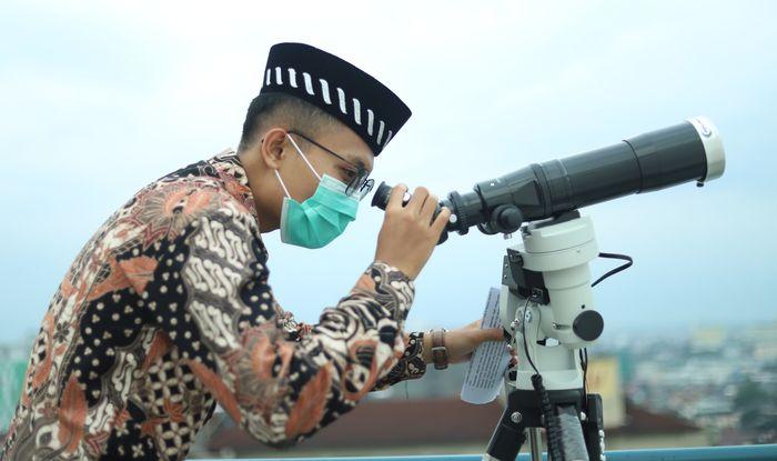 Dapat Amanah dari Kemenag, Peneliti Unisba Turut Memantau Hilal Selama 22 Menit, Begini Hasilnya