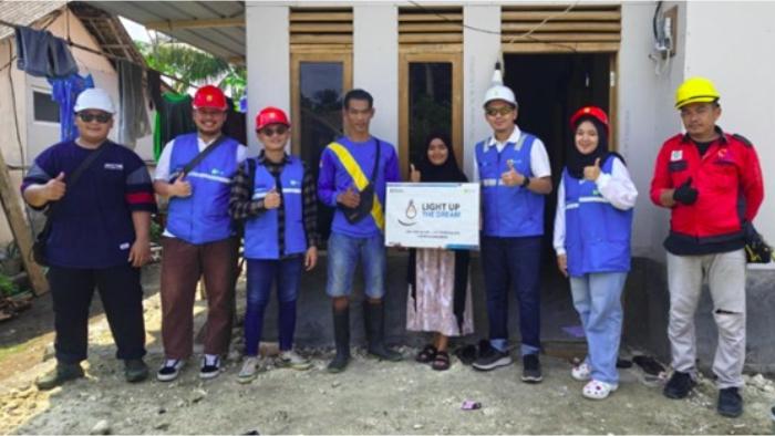 PLN-UP3-Tasikmalaya-berbagi-kebahagiaan-dengan-para-nelayan-di-pesisir-Pangandaran.jpg