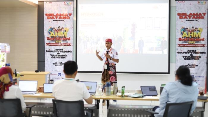 PT-Astra-Honda-Motor-AHM-melalui-AHM-Best-Student-2026-mengajak-generasi-muda.jpg
