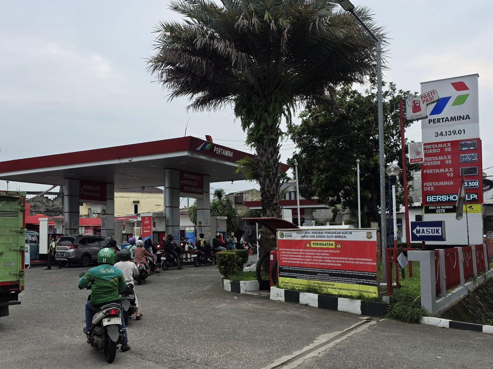 PT-Pertamina-Patra-Niaga-Regional-Jawa-Bagian-Barat-JBB-mengapresiasi-operator.jpg