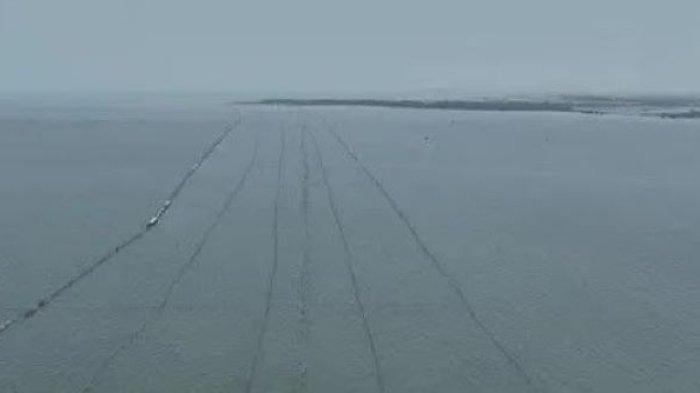 Anggota DPR RI Minta Pagar Laut 30 KM di Tangerang Dibongkar