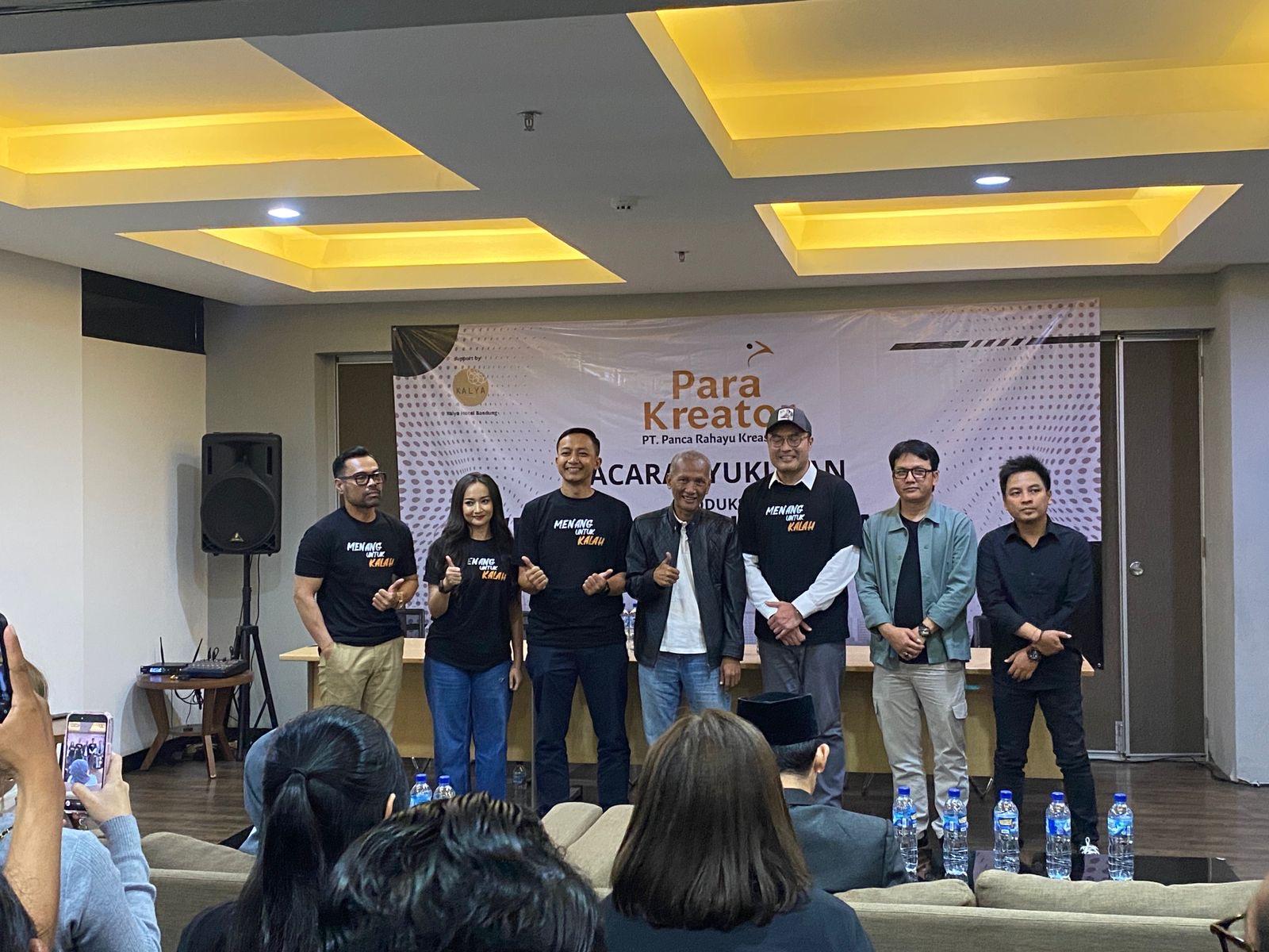 Para-pemain-dan-crew-film-Menang-untuk-Kalah.jpg