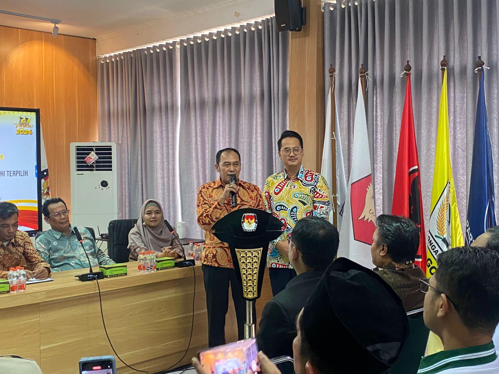Pasangan-Ngatiyana-Adhitia-Yudhistira-12121212.jpg