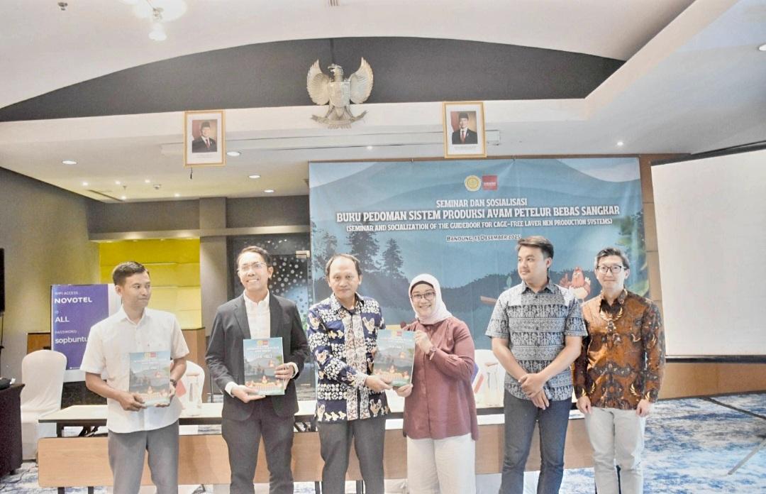 Perkuat Daya Saing Perunggasan, Kementan Luncurkan Pedoman Sistem Produksi Ayam Petelur Cage-Free
