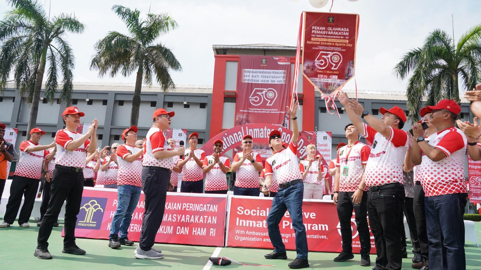 Duta Besar dan Menkumham Tanding bersama Narapidana, Tandai Dibukanya Rangkaian Peringatan HBP Ke-59