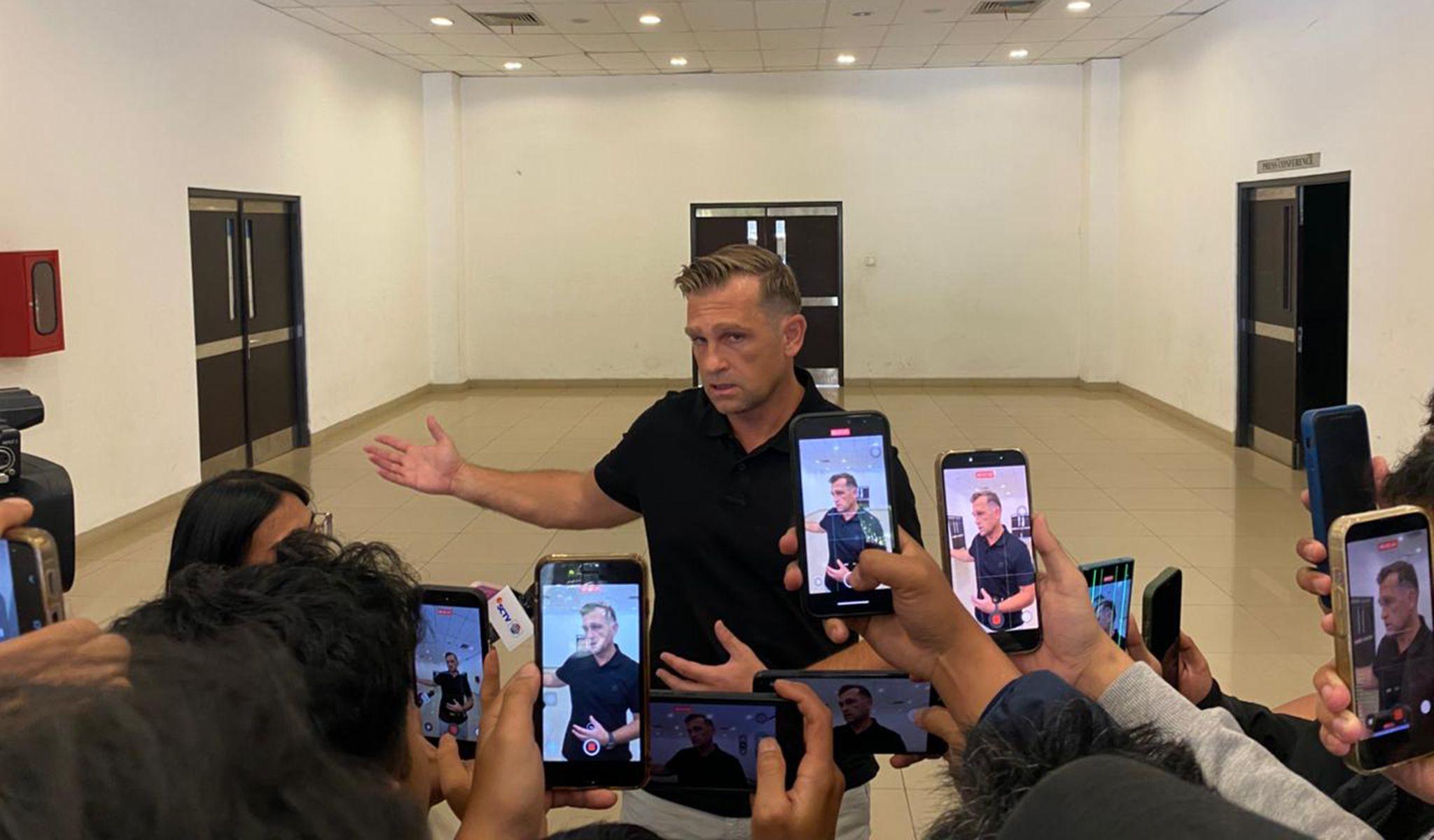 Persib Bandung Belum Selesai Belanja, Igor Tolic Tegaskan Masih Buru Pemain Baru Berlabel Timnas - Tribunjabar.id