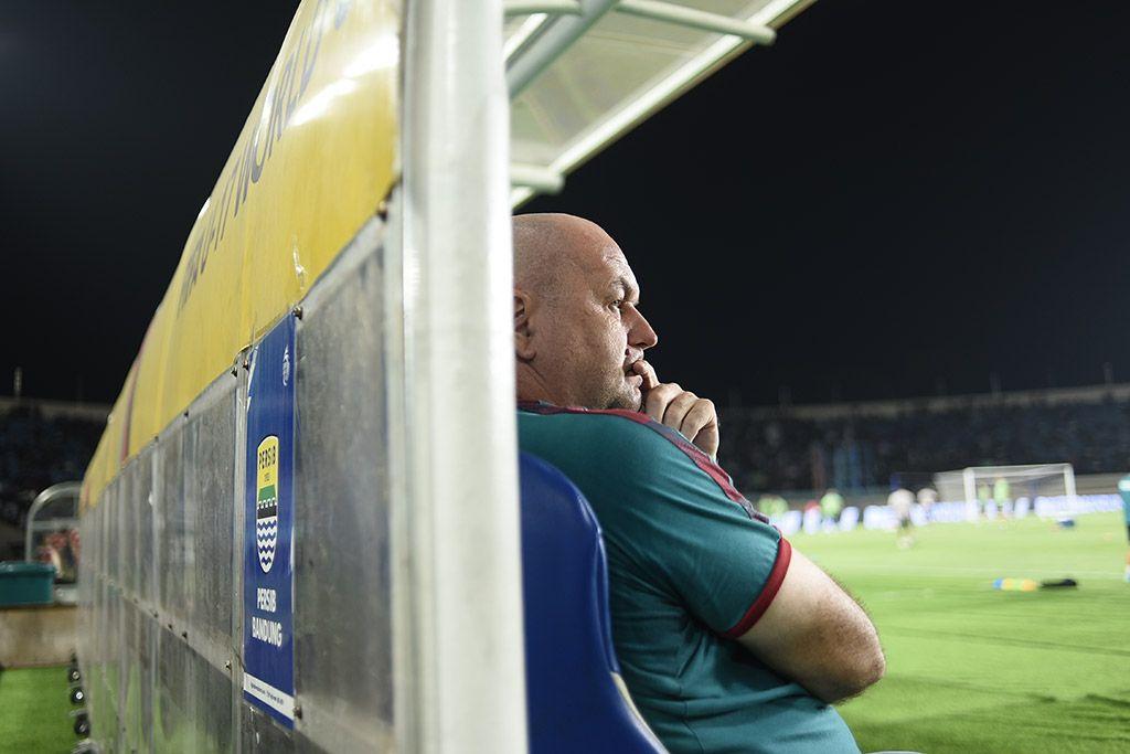 Bojan Hodak Tak Bisa Dampingi Persib di Laga Melawan PSM Makassar, Ini Persiapannya