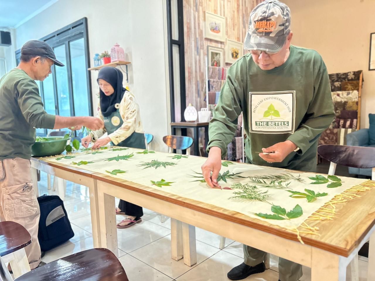 Pelatihan-ecoprint.jpg