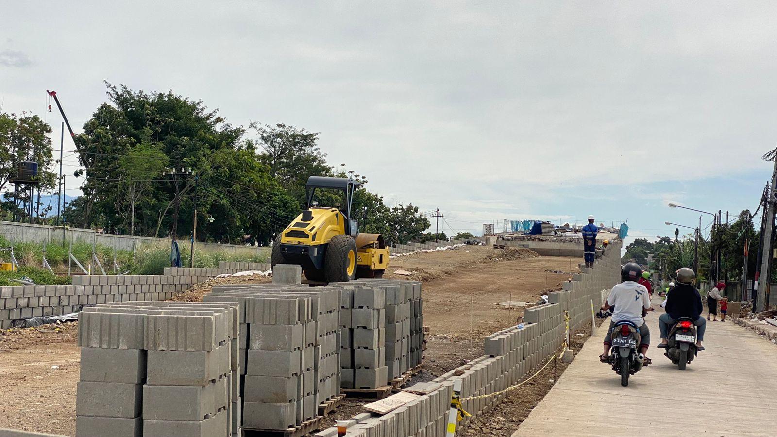Pembangunan-Flyover-di-kawasan-Pusdikpom-Kota-Cimahi.jpg