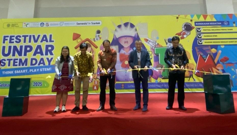 Pembukaan-Unpar-STEM-Day-yang-diha.jpg