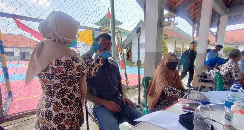 Pemeriksaan-Kesehatan-Gratis-Lapas-Kelas-II-B-Indramayu.jpg