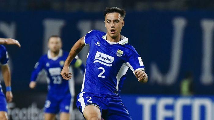 Persib-Bandung-Eliano-Reijnders-Lion-City-Sailors.jpg