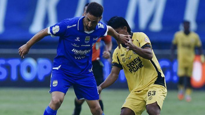Persib Bandung Siap Hadapi Persebaya Surabaya, Luciano Guaycochea Bertekad Raih Poin Penuh di GBLA