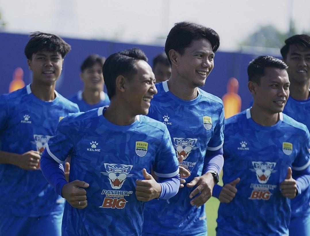 Pertandingan-Persib-lawan-Bali-United-pada-Super-League-I.jpg