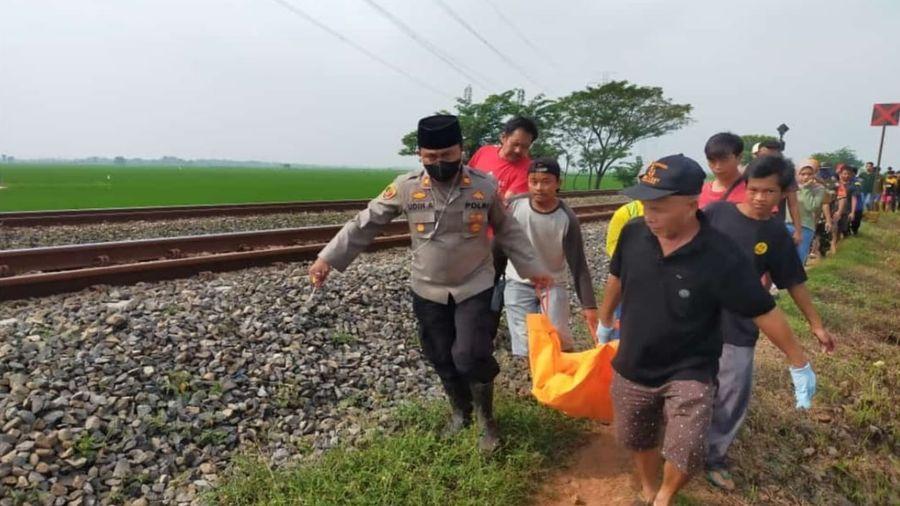 Warga Subang Meninggal Dunia Tertabrak Kereta Api