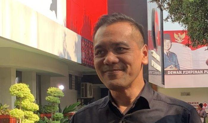 Politikus-PDI-Perjuangan-Chico-Hakim.jpg