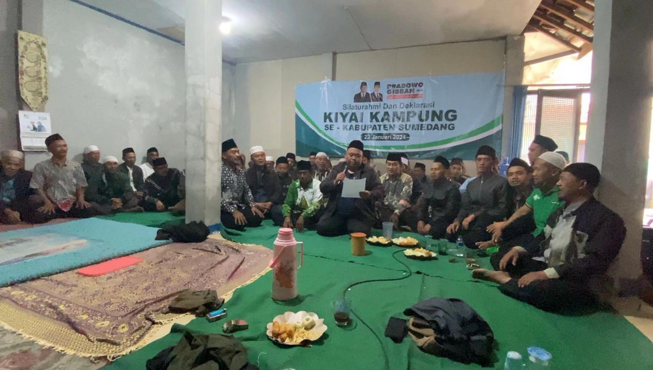 Puluhan Kiai Kampung di Sumedang Berkumpul, Deklarasikan Dukungan untuk Prabowo-Gibran