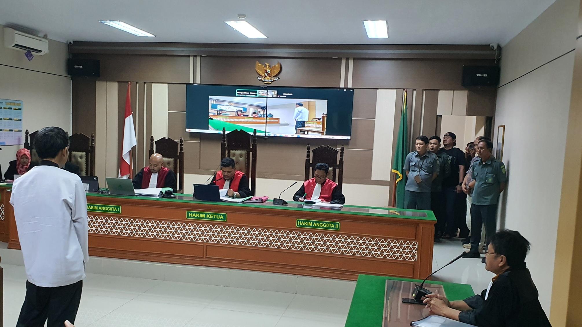 Tak Ada Hal Meringankan, Pembunuh Satu Keluarga di Indramayu Dijatuhi Vonis Mati - Tribunjabar.id