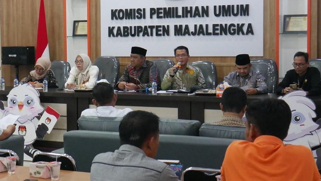 Rapat-Pleno-KPU-Kabupaten-Majalengka-Jumat-352024.jpg