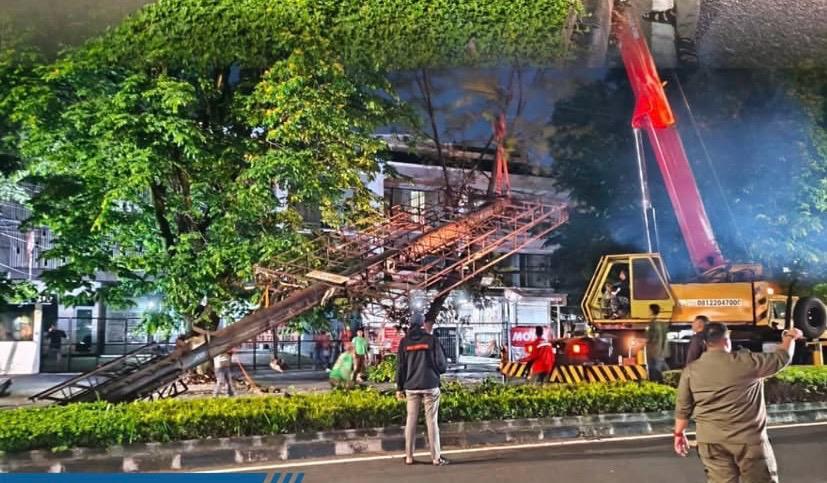 Reklame di Rumija Kewenangan Kota Bandung Dipastikan Tak Berizin, Ditertibkan Secara Bertahap
