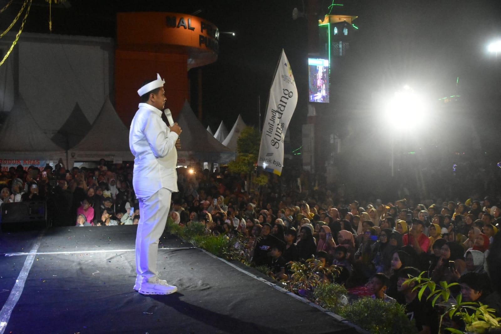 Gelar Budaya Kasumedangan Meriah dan Sukses, Ribuan Warga Padati Alun-Alun Sumedang