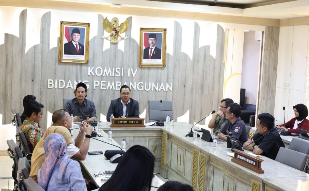 Rizaldy-D-Priambodo-Terima-Kunjungan-DPRD-Kota-Bogor-Bahas-Infrastruktur-dan-Lingkungan-Hidup.jpg