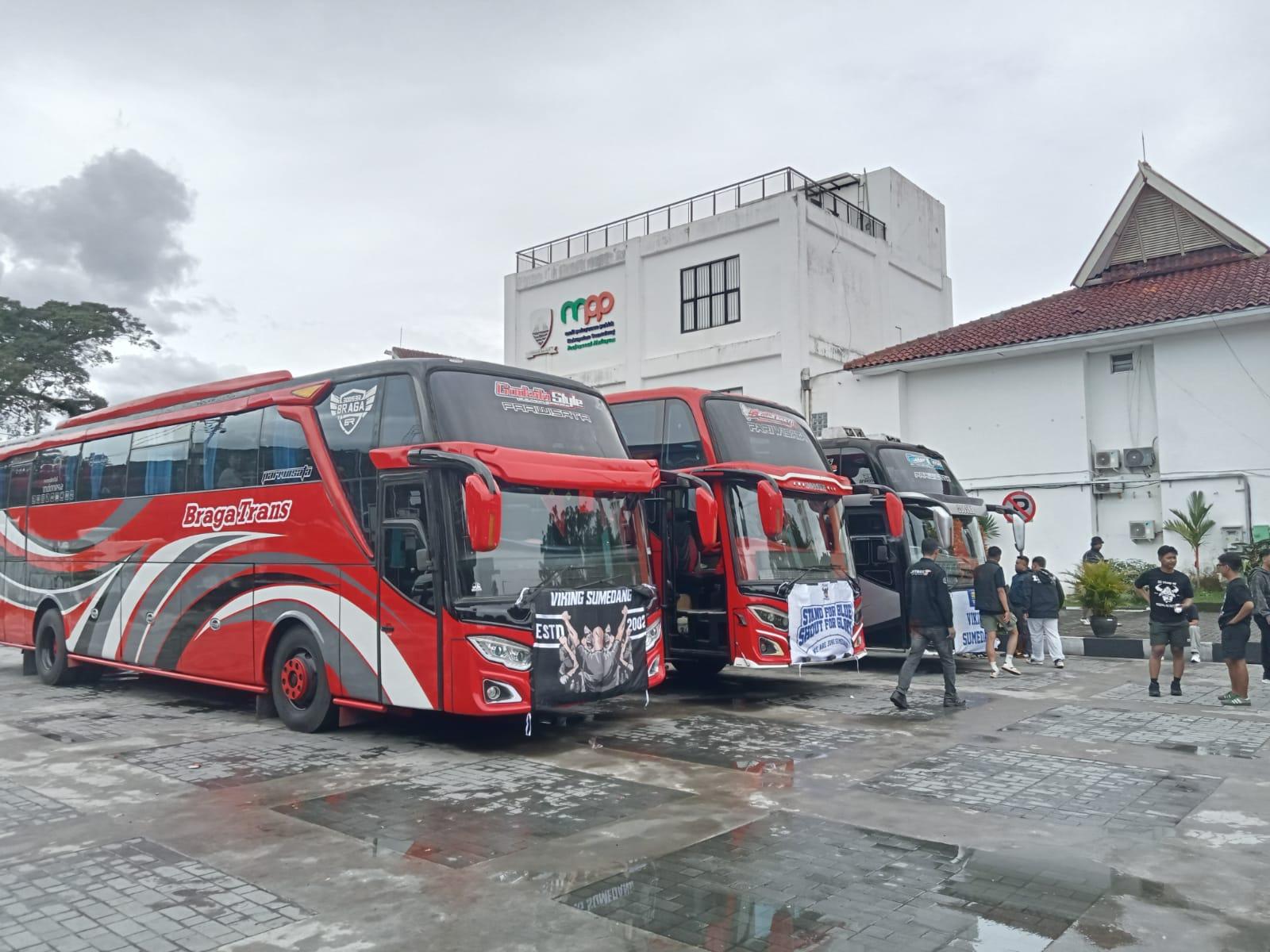 Rombongan-Viking-Persib-Club-VPC-kelompok-suporte.jpg