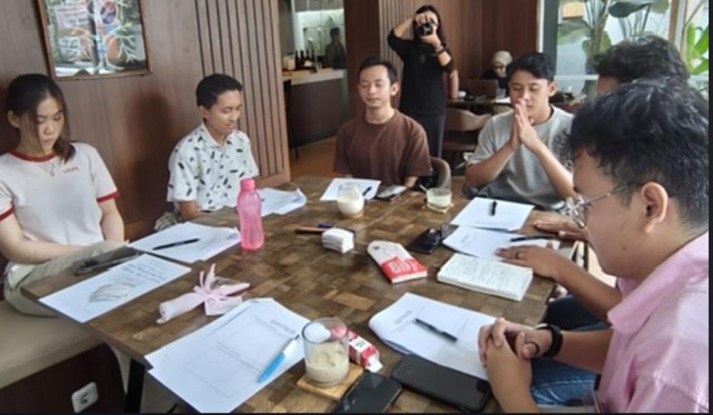 SOFT-Human-Club-menjadi-ruang-baru-bagi-individu-yang-ingin-bercerita-tanpa-rasa-takut-dihakimi-2.jpg