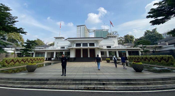 SUASANA-di-Balai-Kota-Bandung-Sekda-Kota-Bandung-Iskandar-Zulkarnain-menyebut.jpg