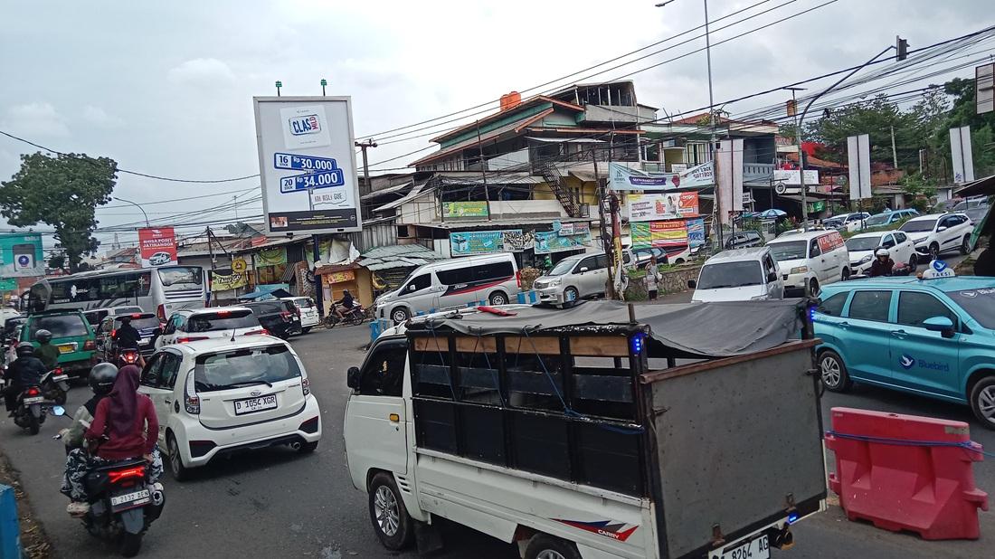 SUMEDANG-macet-parah.jpg