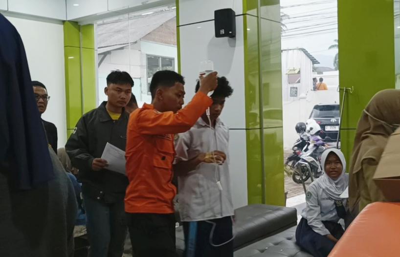 Sebanyak-30-pelajar-di-Garut-kembali-mengalami-gejala-keracunan.jpg