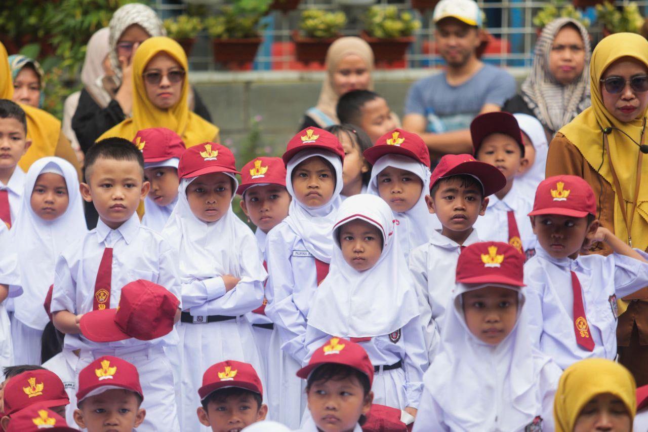 Walikota Bandung Farhan Kucurkan Rp36,35 Miliar Dana RMP: Catat dan Kawal Janji Kami!