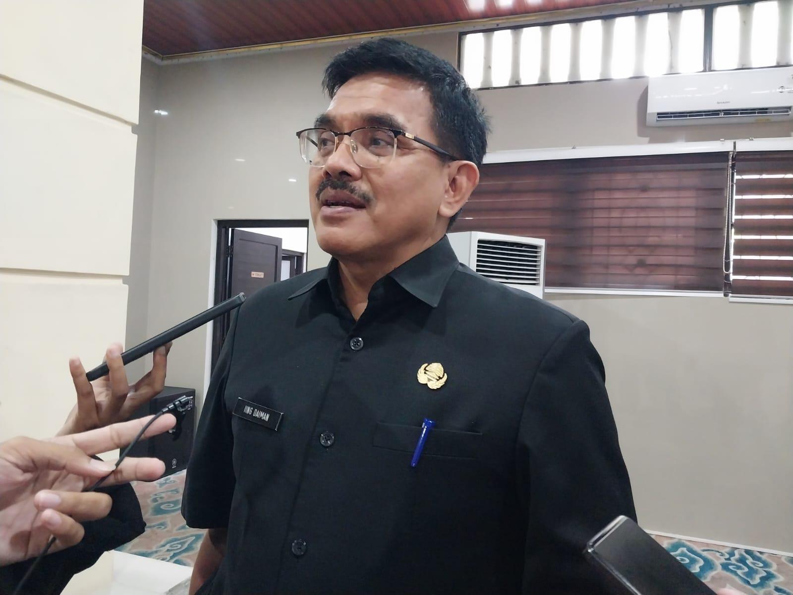 Harga Aspal Naik 'Pukul' Perbaikan Jalan di Cirebon, Volume Terpaksa Disesuaikan