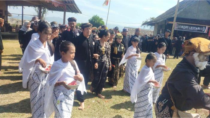 Seren Taun ke 447 Kampung Adat Kasepuhan Ciptamulya, Identitas Budaya Sarat Nilai Luhur - Tribunjabar.id