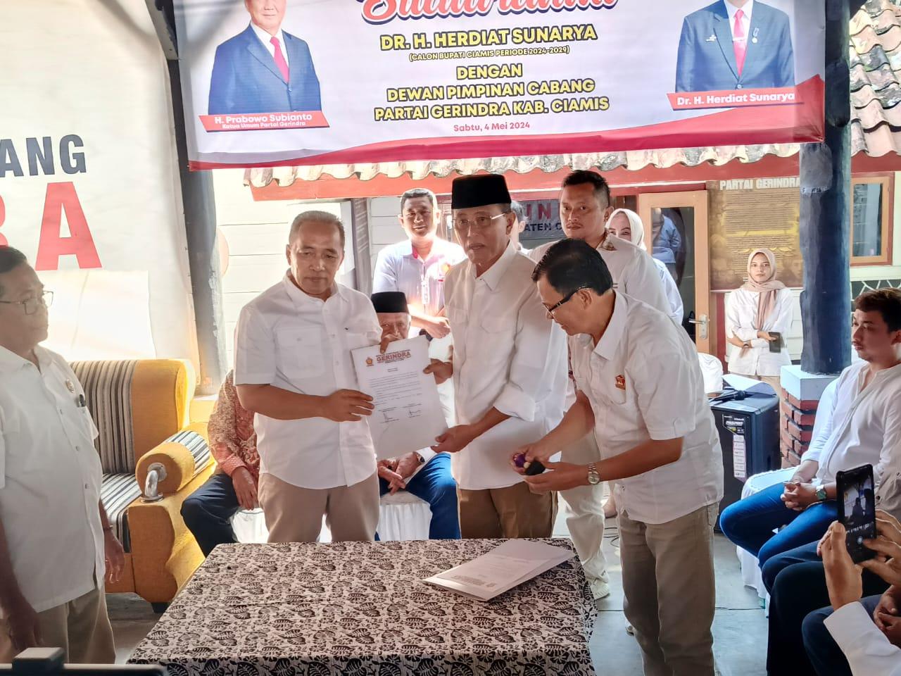 Silaturahmi-Herdiat-Sunarya-ke-pengurus-DPC-Partai-Gerindra-Ciamis-Sabtu-452024.jpg