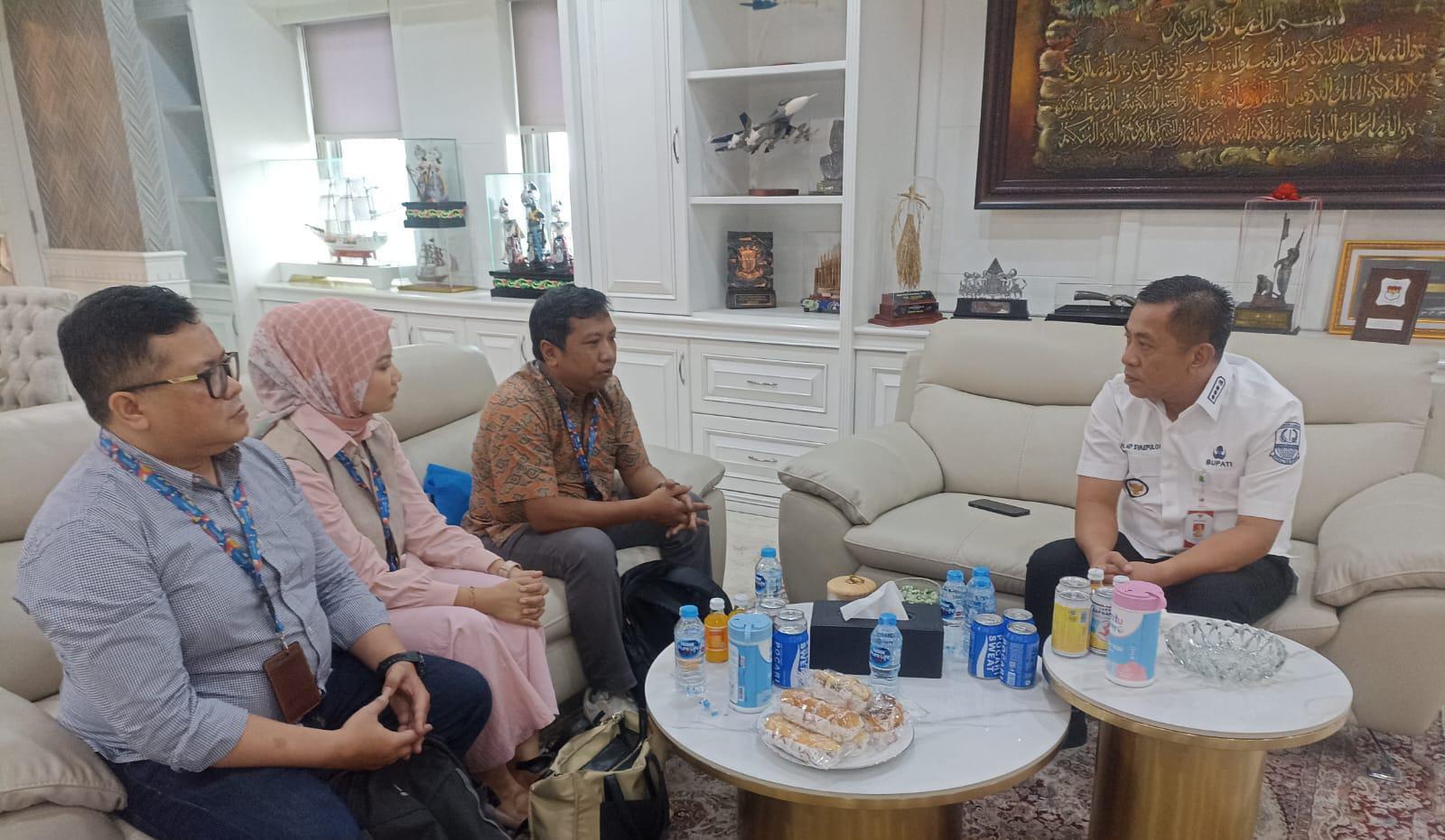 Silaturahmi-Tribun-Jabar-dan-Bupati-Karawang-Aep-Syaepuloh.jpg